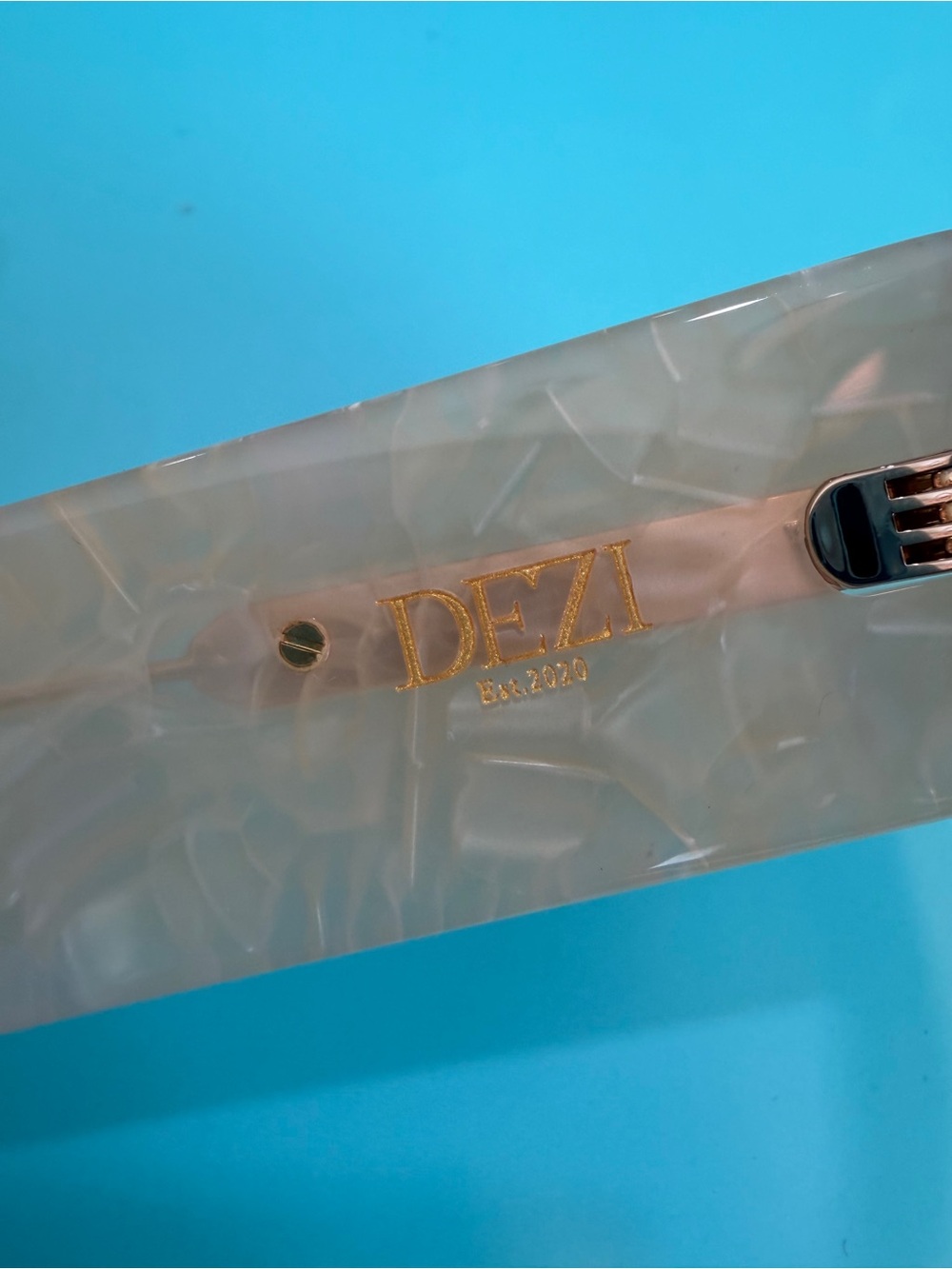 🕶️DEZI NWT Backtrack Limestone Smoke Faded Oversized Square Sunglasses w Box 💕 - Picture 6 of 11